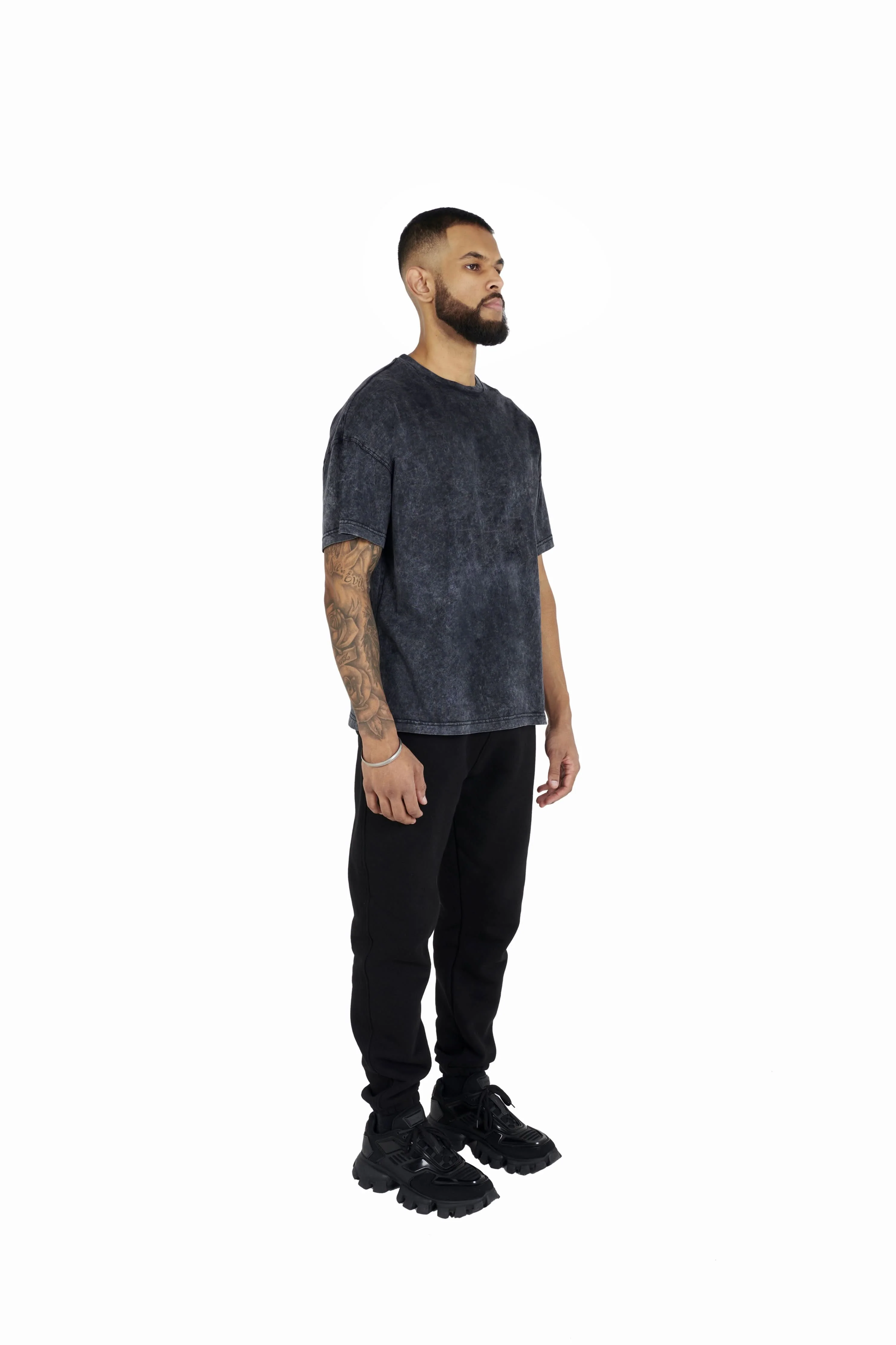 Essential Oversized T shirt 180GSM - Image 17