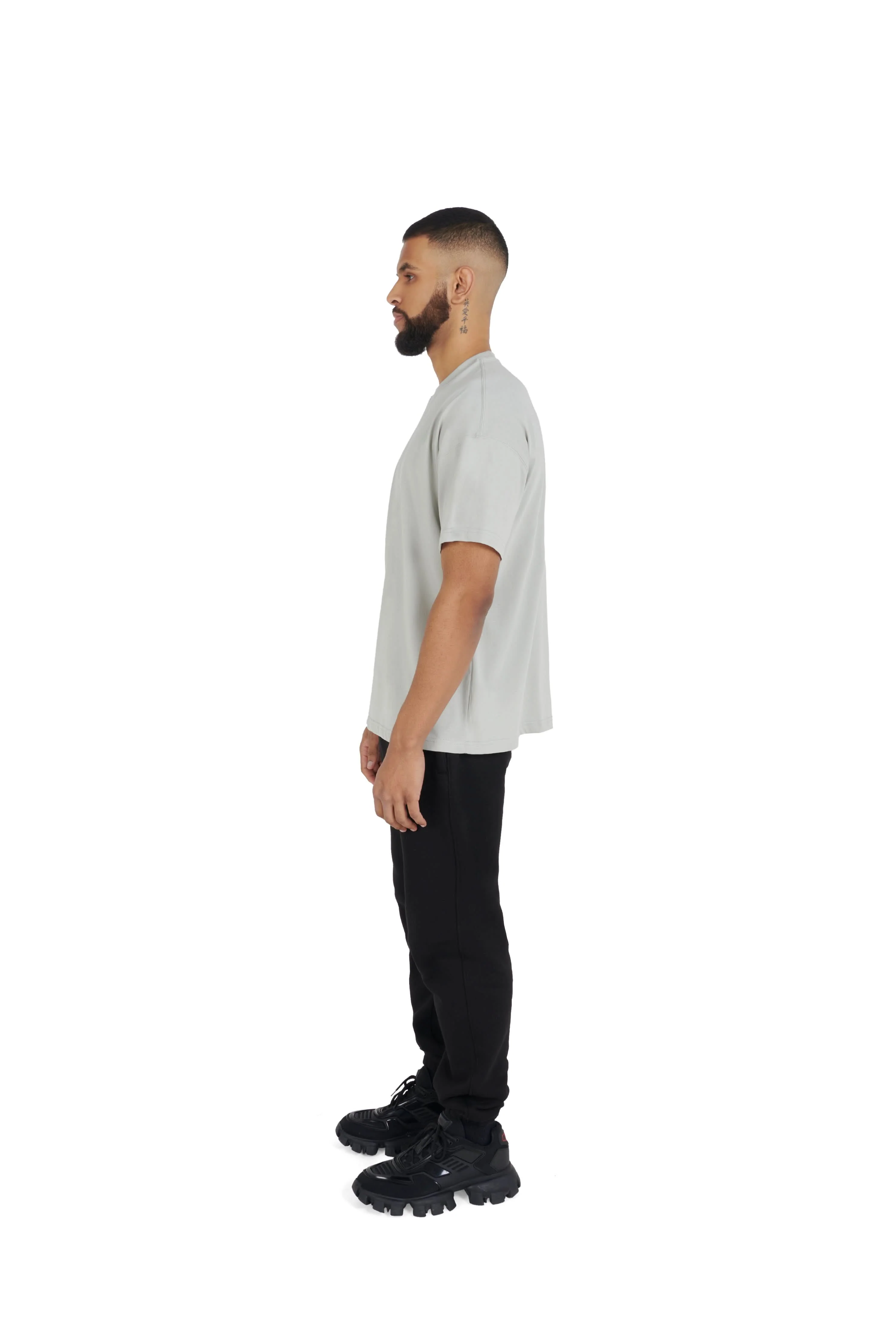 Essential Oversized T shirt 180GSM - Image 44